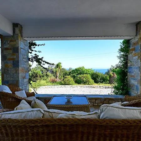 Holiday home Agrielia House